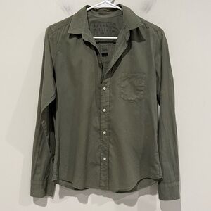 FRANK & EILEEN Barry Button Down Shirt
Green Lightweight Cotton FLAW Size Small